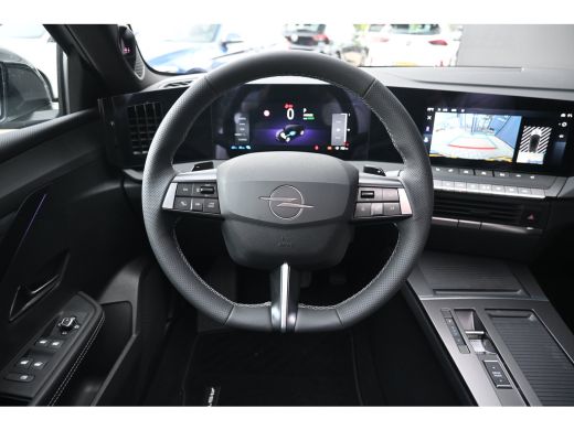 Opel Astra 1.6 Turbo Plug In Hybrid Ultimate | Demo-Deal ! | Navigatie | Schuif-/Kanteldak | Massagestoelen ... ActivLease financial lease