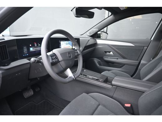 Opel Astra 1.6 Turbo Plug In Hybrid Ultimate | Demo-Deal ! | Navigatie | Schuif-/Kanteldak | Massagestoelen ... ActivLease financial lease