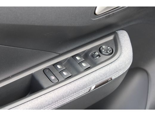 Opel Frontera 1.2 Turbo Hybrid GS | Automaat | Navigatie | Camera | Stoelverwarming | Apple carplay | Nieuw | ActivLease financial lease