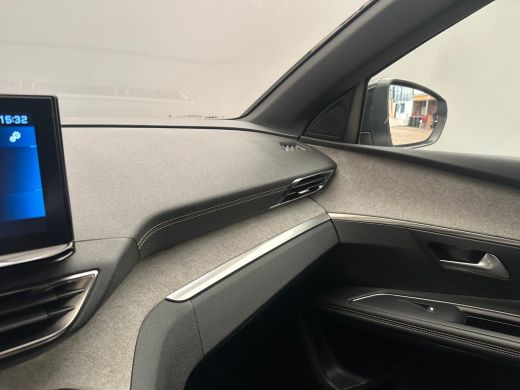 Peugeot 3008 1.2 PureTech GT Stoelverwarming | Camera | Leder/Stof | Adaptieve Cruise | Climate | Carplay | 18... ActivLease financial lease