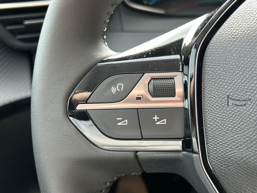 Peugeot e-208 EV Business 51 kWh | Voorraad-Actie ! | Navigatie | 3-Fase | Draadloos Apple Carplay & Android Au... ActivLease financial lease