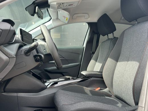 Peugeot e-208 EV Business 51 kWh | Voorraad-Actie ! | Navigatie | 3-Fase | Draadloos Apple Carplay & Android Au... ActivLease financial lease
