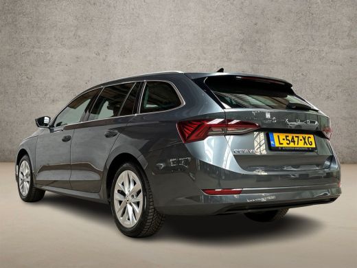 Skoda Octavia Combi 1.0 TSI Sport (VIRTUAL COCKPIT, APPLE CARPLAY, GROOT NAVI, STOELVERWARMING, SPORTSTOELEN, G... ActivLease financial lease