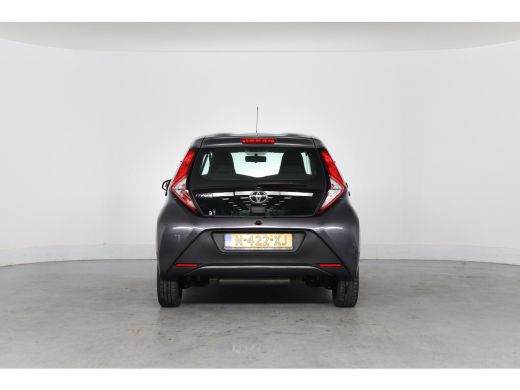 Toyota Aygo 1.0 VVT-i x-fun | Eerste Eigenaar | Bluetooth | Airco | Stuurwielbediening | ActivLease financial lease