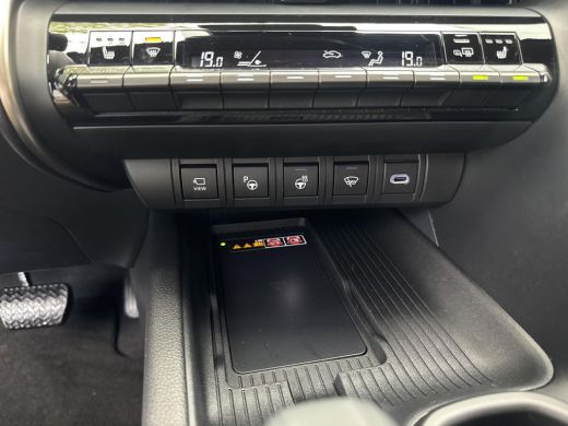Toyota C-HR 2.0 Plug-in Hybrid 220 Premi&egrave;re Edition | 06-101410108 Voor meer informatie ActivLease financial lease