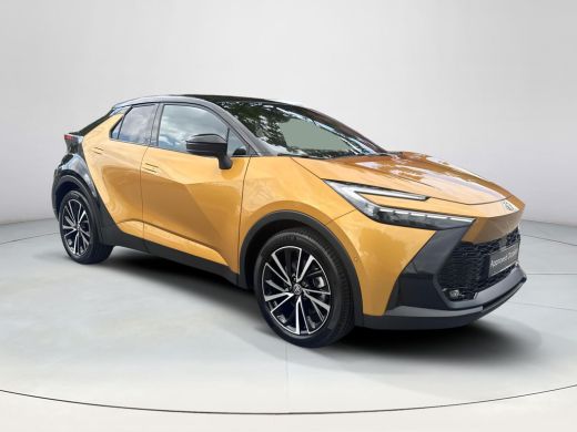 Toyota C-HR 2.0 Plug-in Hybrid 220 Premi&egrave;re Edition | 06-101410108 Voor meer informatie ActivLease financial lease