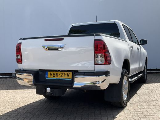Toyota Hilux 2.4 D-4D-F Netto export 19000 Ex/Ex Trekhaak(3200kg) Double Cab Professional ActivLease financial lease
