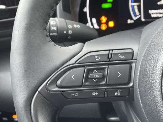 Toyota Yaris Cross 1.5 Hybrid 115 Dynamic **COMFORT PACK/ NIEUWE AUTO/ DIRECT LEVERBAAR** ActivLease financial lease
