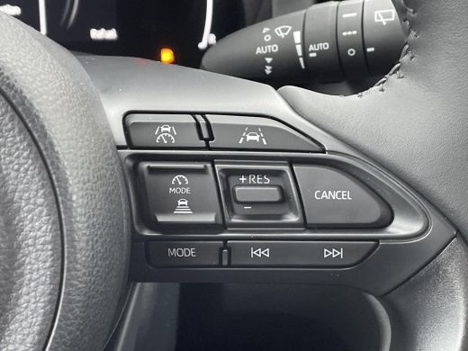 Toyota Yaris Cross 1.5 Hybrid 115 Dynamic **COMFORT PACK/ NIEUWE AUTO/ DIRECT LEVERBAAR** ActivLease financial lease