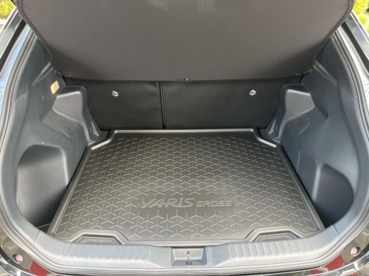 Toyota Yaris Cross 1.5 Hybrid 115 Dynamic | Oostendorp 50 jarig jubileum editie | Night sky black metallic | Nieuw u... ActivLease financial lease