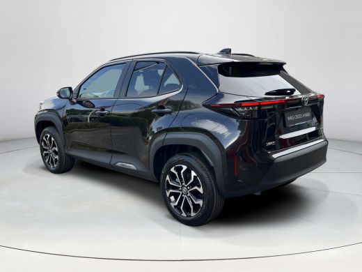 Toyota Yaris Cross 1.5 Hybrid 115 Dynamic | Oostendorp 50 jarig jubileum editie | Night sky black metallic | Nieuw u... ActivLease financial lease