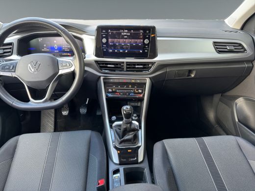 Volkswagen T-Roc 1.0 115pk TSI Life Edition Parkeerassistent (Park Assist) | Achteruitrijcamera 'Rear View' | Adap... ActivLease financial lease