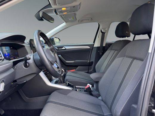 Volkswagen T-Roc 1.0 115pk TSI Life Edition Parkeerassistent (Park Assist) | Achteruitrijcamera 'Rear View' | Adap... ActivLease financial lease