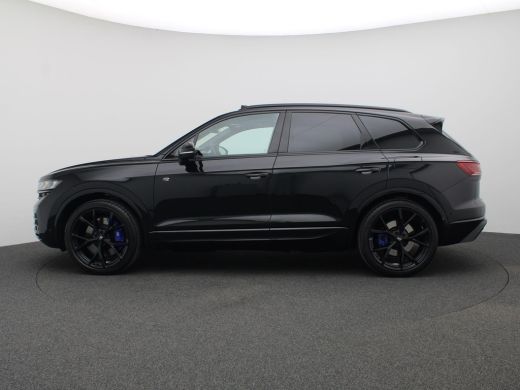 Volkswagen Touareg 3.0 TSi eHybrid 4MOTION R Edition 467PK Aut. matrix led, trekhaak, panoramadak, 360gr. camera, le... ActivLease financial lease