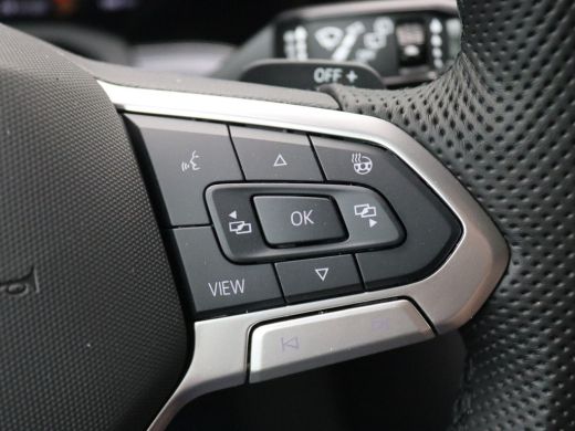 Volkswagen Touareg 3.0 TSi eHybrid 4MOTION R Edition 467PK Aut. matrix led, trekhaak, panoramadak, 360gr. camera, le... ActivLease financial lease