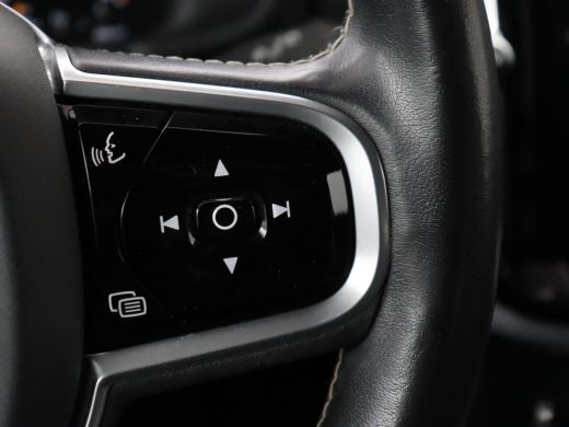 Volvo  V60 2.0 T4 Inscription | Leder | Stoelverwarming | Adaptive cruise | Carplay | Camera | Navigatie | F... ActivLease financial lease
