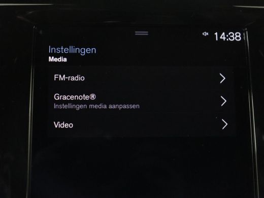 Volvo  V60 2.0 T4 Inscription | Leder | Stoelverwarming | Adaptive cruise | Carplay | Camera | Navigatie | F... ActivLease financial lease
