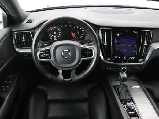 Volvo  V60 2.0 T4 Inscription | Leder | Stoelverwarming | Adaptive cruise | Carplay | Camera | Navigatie | F... ActivLease financial lease
