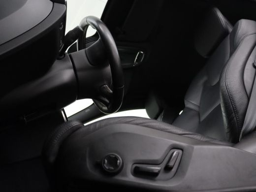 Volvo  V60 2.0 T4 Inscription | Leder | Stoelverwarming | Adaptive cruise | Carplay | Camera | Navigatie | F... ActivLease financial lease