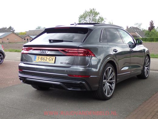 Audi Q8 60TFSI e QUATTRO S-LINE COMPETITION 23'' /  PANO / ACC / 360* / B&O / TREKHAAK ActivLease financial lease