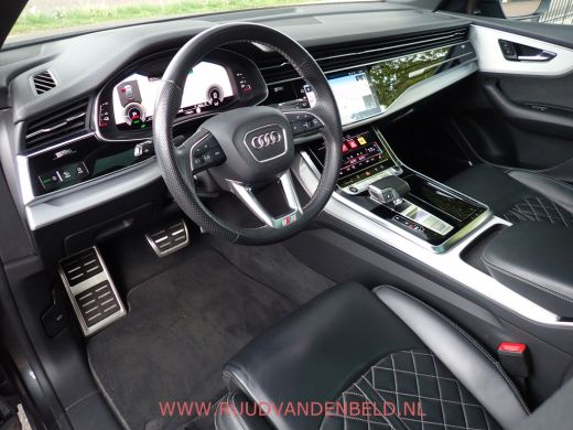Audi Q8 60TFSI e QUATTRO S-LINE COMPETITION 23'' /  PANO / ACC / 360* / B&O / TREKHAAK ActivLease financial lease