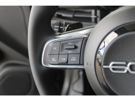 Fiat 600 1.2 Hybrid Urban | Achterbank in delen neerklapbaar | Airco | Alarm klasse 1(startblokkering) ActivLease financial lease