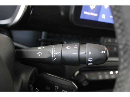 Fiat 600 1.2 Hybrid Urban | Achterbank in delen neerklapbaar | Airco | Alarm klasse 1(startblokkering) ActivLease financial lease