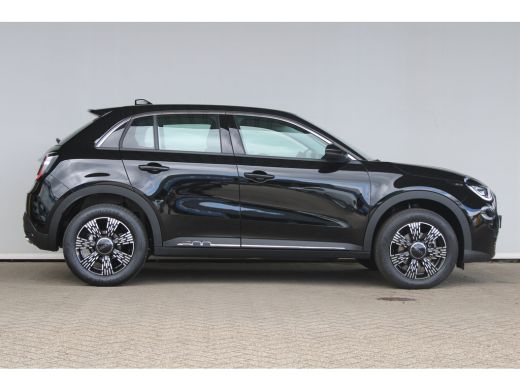 Fiat 600 1.2 Hybrid Urban | Achterbank in delen neerklapbaar | Airco | Alarm klasse 1(startblokkering) ActivLease financial lease