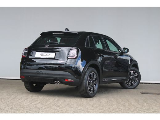 Fiat 600 1.2 Hybrid Urban | Achterbank in delen neerklapbaar | Airco | Alarm klasse 1(startblokkering) ActivLease financial lease