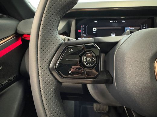 Lynk & Co 08 1.5 More | Achterbank verwarmd | Apple Carplay/Android Auto|telefoonintegratie premium | Audio in... ActivLease financial lease