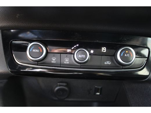 Opel Corsa 1.2 Elegance | Achteruitrijcamera | Climate control | LED koplampen | 16" lichtmetalen velgen  | ActivLease financial lease