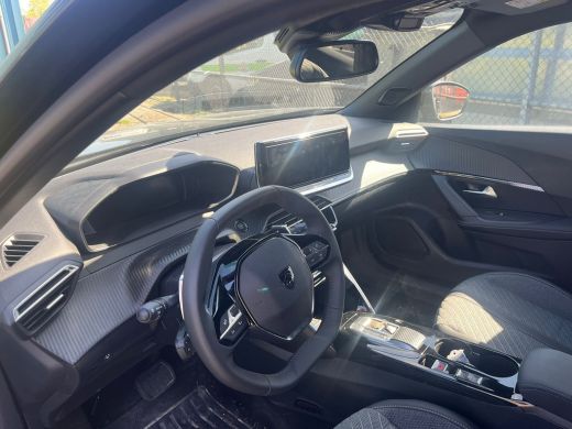 Peugeot 2008 1.2 Hybrid 145 Allure Camera | Navi | Adaptive cruise control | Apple Carplay/Android Auto | ActivLease financial lease