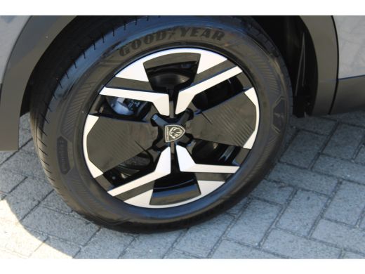 Peugeot 2008 1.2 PureTech 100 Allure Navigatie | Keyless Entry | Cruise Control | Climate Control ActivLease financial lease