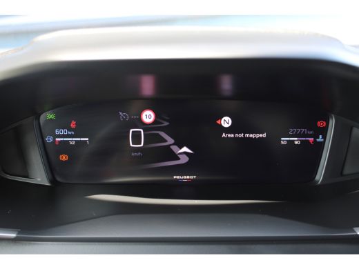 Peugeot 2008 1.2 PureTech 100 Allure Navigatie | Keyless Entry | Cruise Control | Climate Control ActivLease financial lease