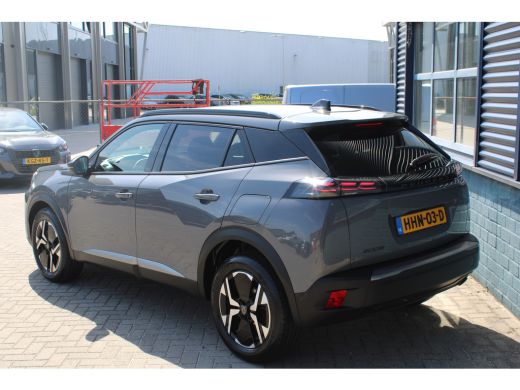 Peugeot 2008 1.2 PureTech 100 Allure Navigatie | Keyless Entry | Cruise Control | Climate Control ActivLease financial lease
