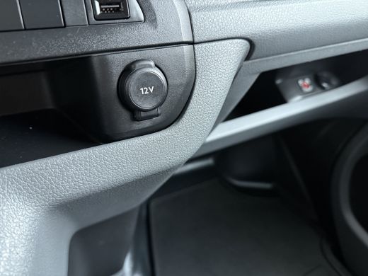 Peugeot Expert 1.5 BlueHDI 100 Standard Premium | 2 zitplaatsen rechtsvoor ActivLease financial lease