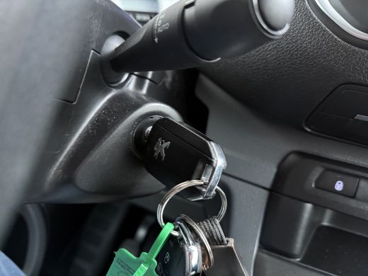 Peugeot Expert 1.5 BlueHDI 100 Standard Premium | 2 zitplaatsen rechtsvoor ActivLease financial lease