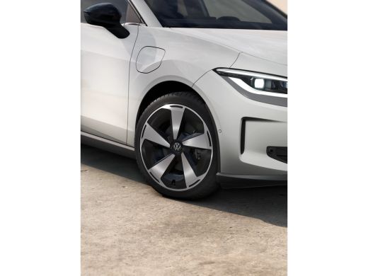 Volkswagen ID. Polo Style First Edition | Airconditioning automatisch, 2-zone (Climatronic) | Automatische afstandsre... ActivLease financial lease