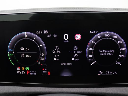 Volkswagen Tiguan 1.5 eHybrid R-Line Edition 272PK DSG Pano-Schuifdak, Black Style, Trekhaak, 20" LM Velgen, Head-U... ActivLease financial lease
