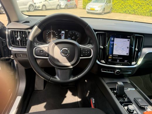 Volvo  V60 2.0 B5 250 PK | Inscription | Navigatie | Full LED | ActivLease financial lease