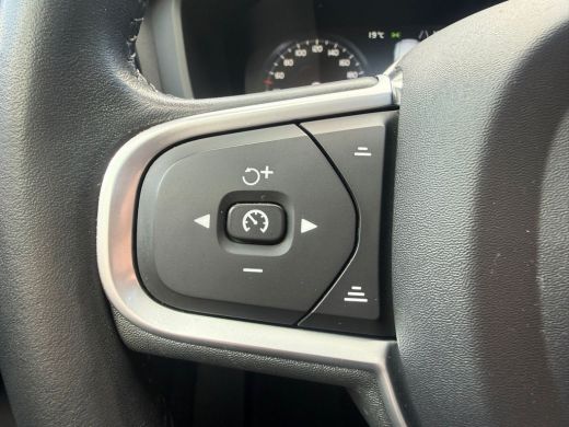 Volvo  V60 2.0 B5 250 PK | Inscription | Navigatie | Full LED | ActivLease financial lease