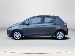 Toyota Yaris 1.5 Hybrid Active | Navigatie | Parkeersensoren achter | Cruise control | Automatische airco |