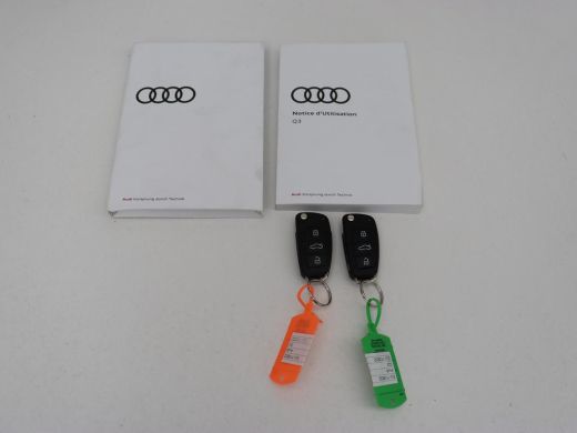 Audi Q3 45 TFSIe S edition | SOH 88% | Sportstoelen | Carplay | Trekhaak | Virtual Cockpit | Navigatie | ... ActivLease financial lease