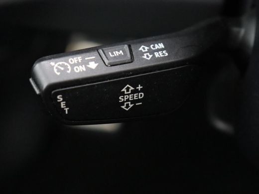 Audi Q3 45 TFSIe S edition | SOH 88% | Sportstoelen | Carplay | Trekhaak | Virtual Cockpit | Navigatie | ... ActivLease financial lease