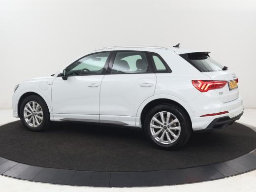 Audi Q3 45 TFSIe S edition | SOH 88% | Sportstoelen | Carplay | Trekhaak | Virtual Cockpit | Navigatie | ... ActivLease financial lease