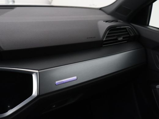 Audi Q3 45 TFSIe S edition | SOH 88% | Sportstoelen | Carplay | Trekhaak | Virtual Cockpit | Navigatie | ... ActivLease financial lease
