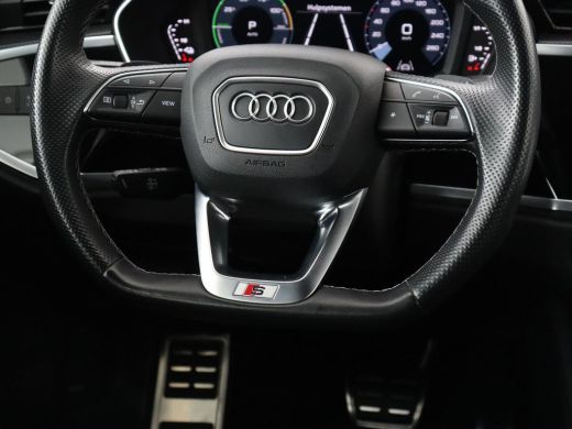 Audi Q3 45 TFSIe S edition | SOH 88% | Sportstoelen | Carplay | Trekhaak | Virtual Cockpit | Navigatie | ... ActivLease financial lease