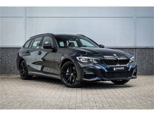 BMW 3 Serie Touring 330e M-sport Adaptief onderstel / 19inch / elec stoelen / Camera / Stoelverwarming ActivLease financial lease