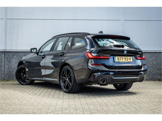 BMW 3 Serie Touring 330e M-sport Adaptief onderstel / 19inch / elec stoelen / Camera / Stoelverwarming ActivLease financial lease