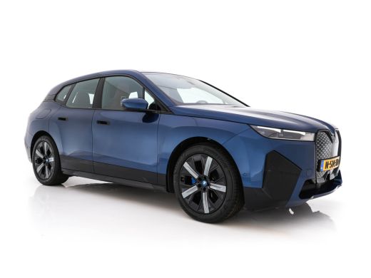 BMW iX xDrive40 High Executive 77 kWh AWD [ 3-Fase-11kW ] {SOH-100%} (INCL-BTW) *LEATHER | TOPVIEW | FUL...